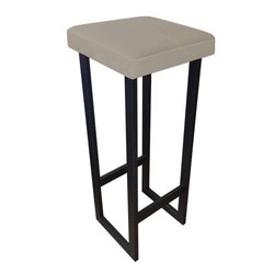 Braun gepolsterter Hoker FENIKS Material MG-09